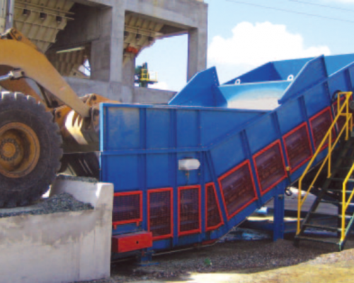 Alimentador de superf&iacute;cie de material m&oacute;vel