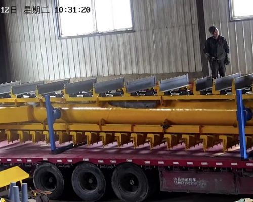 Transportador de raspagem enterrado leve